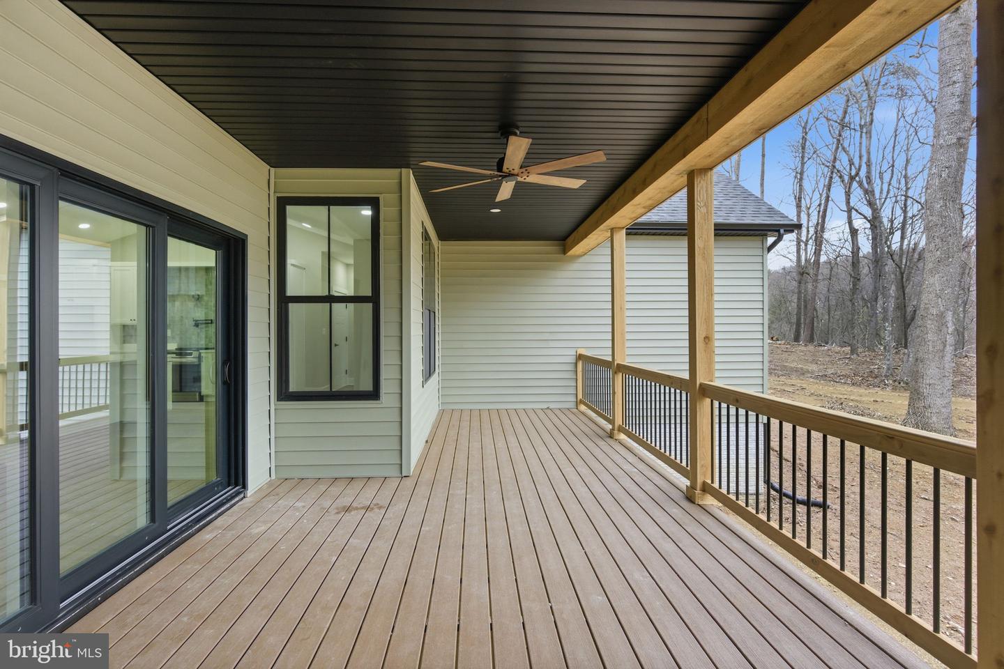 Breakaway Dr Property Photo 31