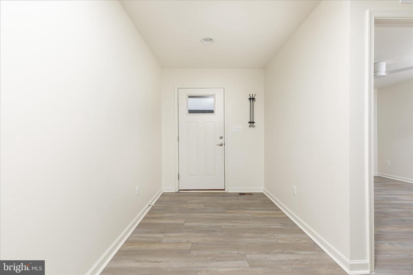 250 Stager Ave Property Photo 3