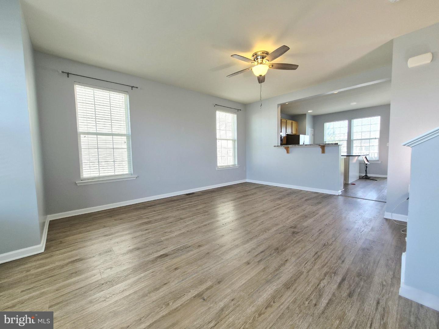 153 Kensington Ter Property Photo 4