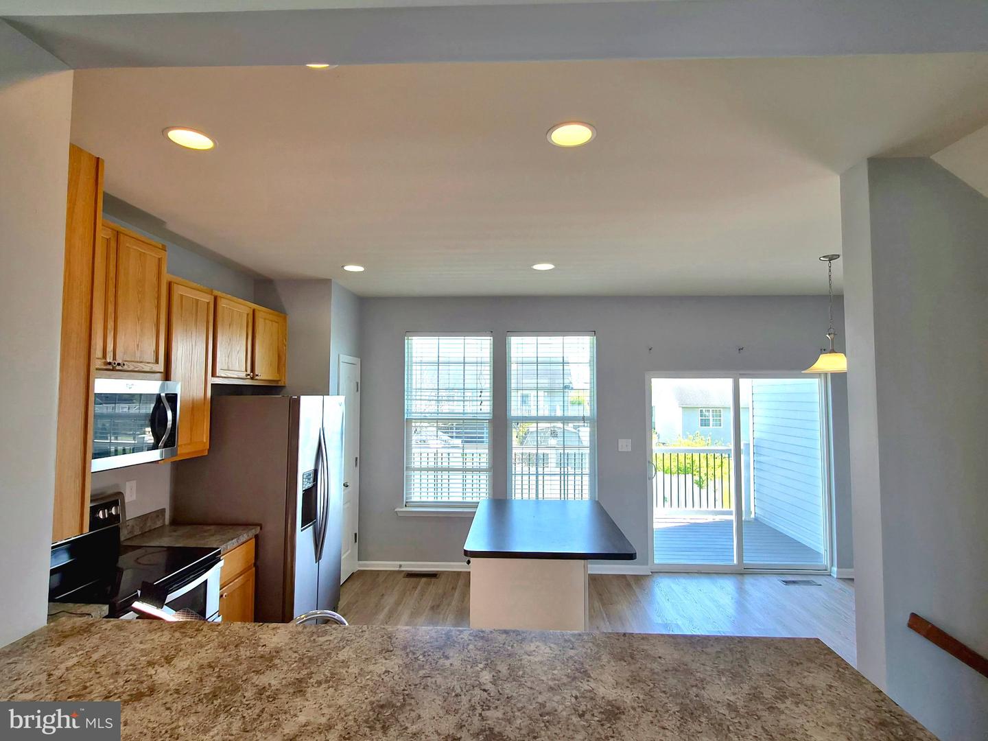153 Kensington Ter Property Photo 6