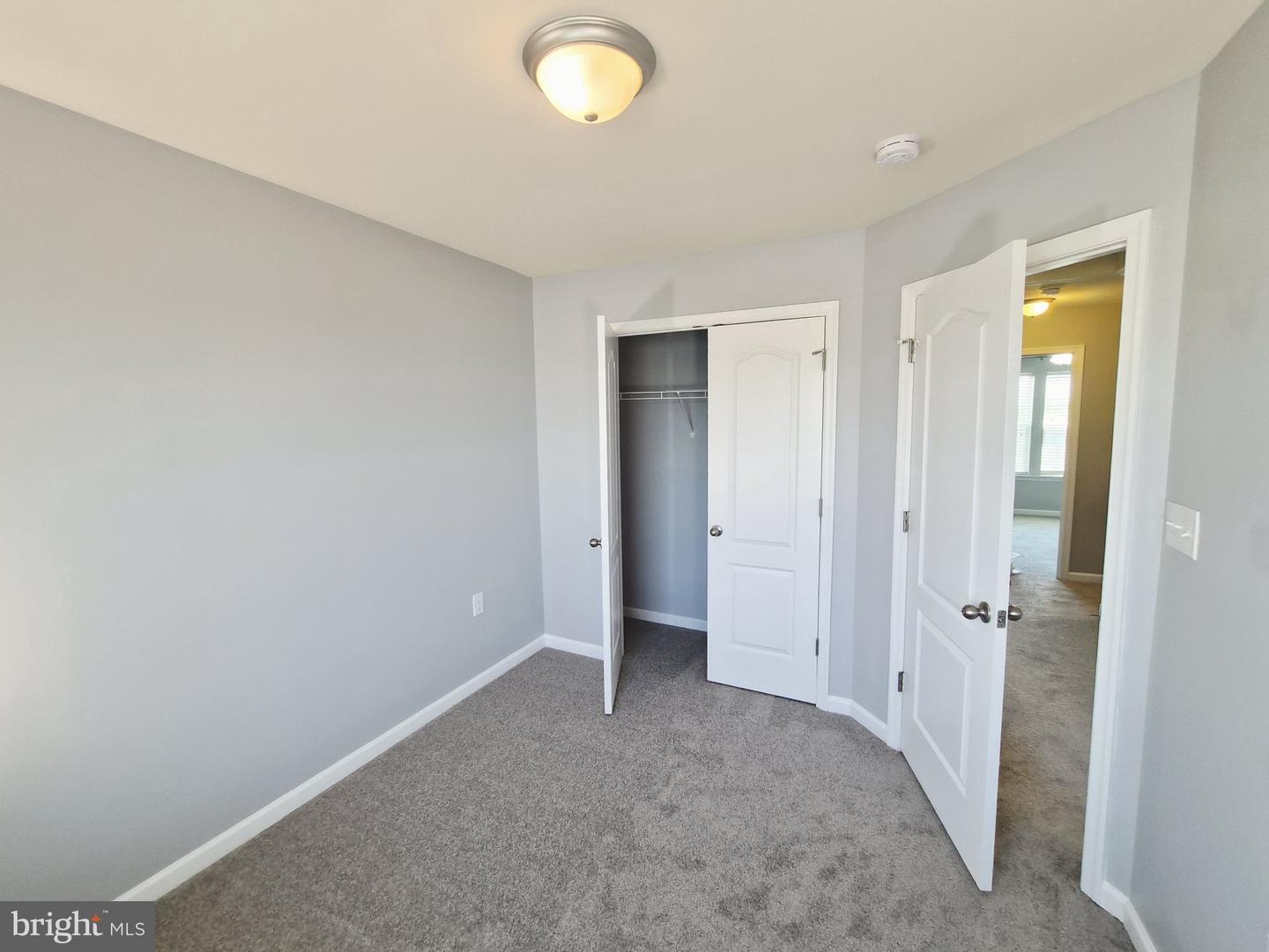 153 Kensington Ter Property Photo 18