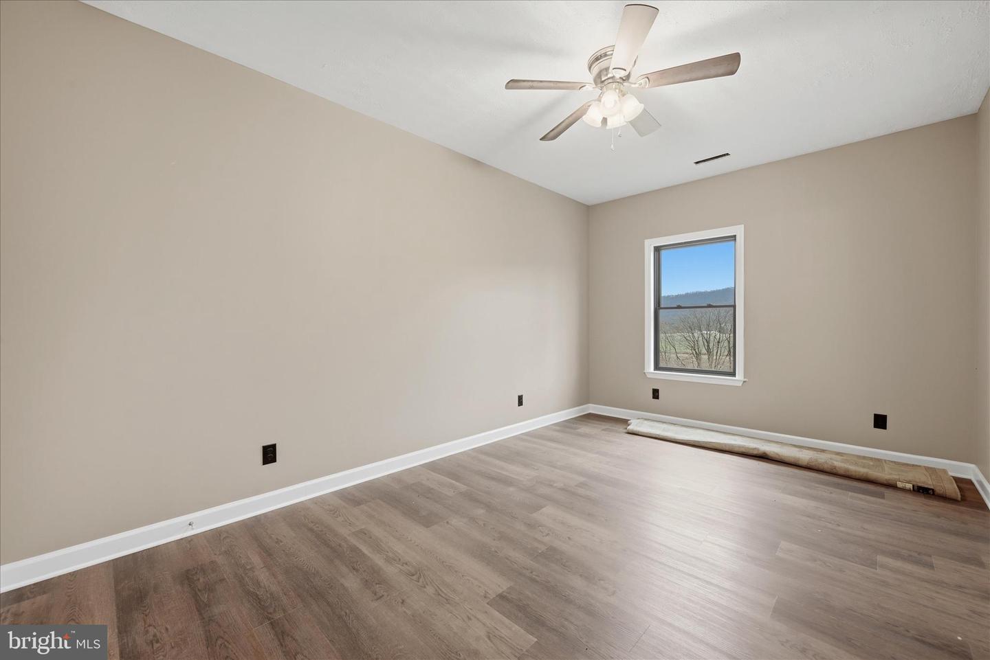 12 Bluebell Way Property Photo 26