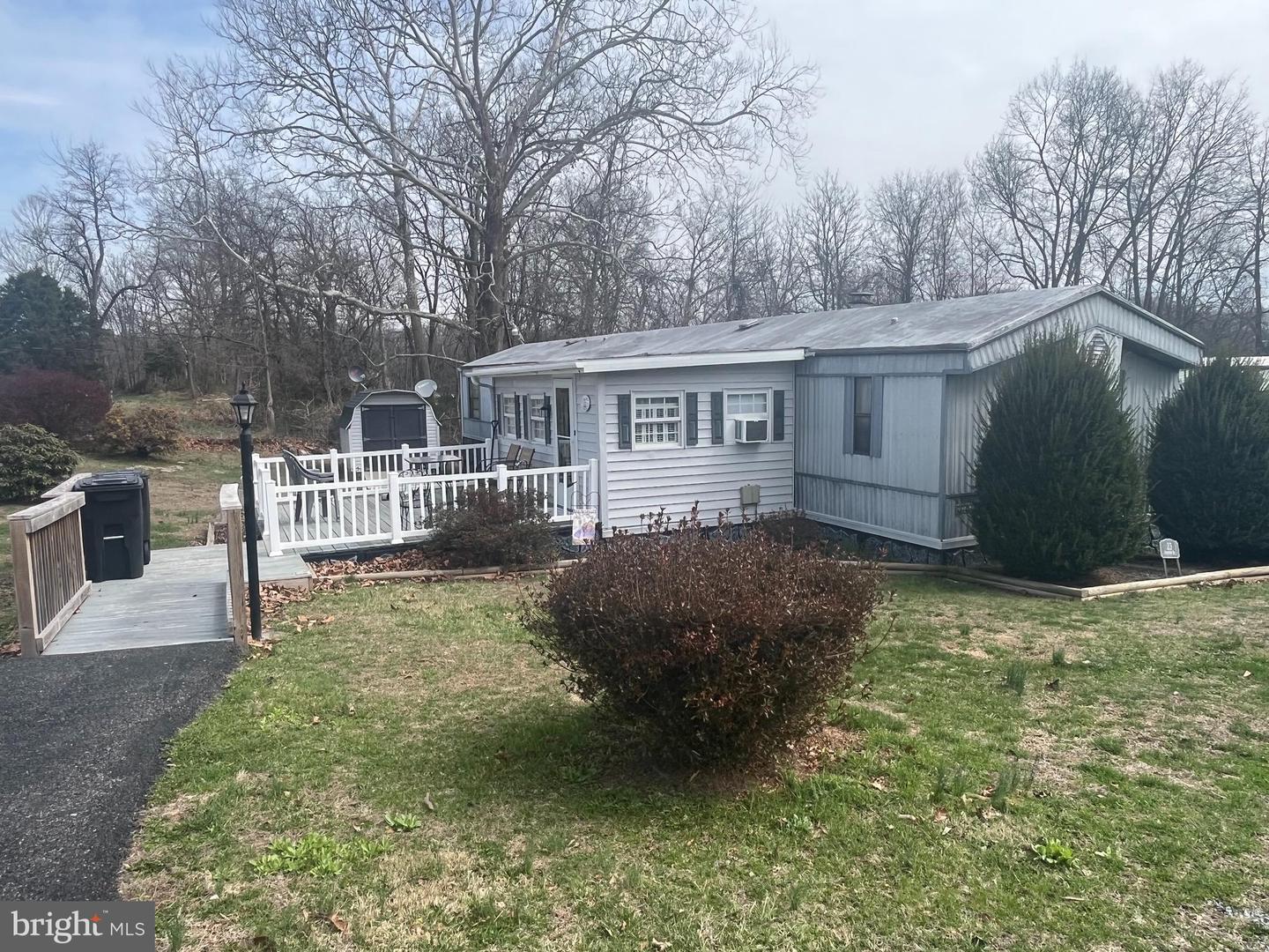 23 Sumter Dr Property Photo 1