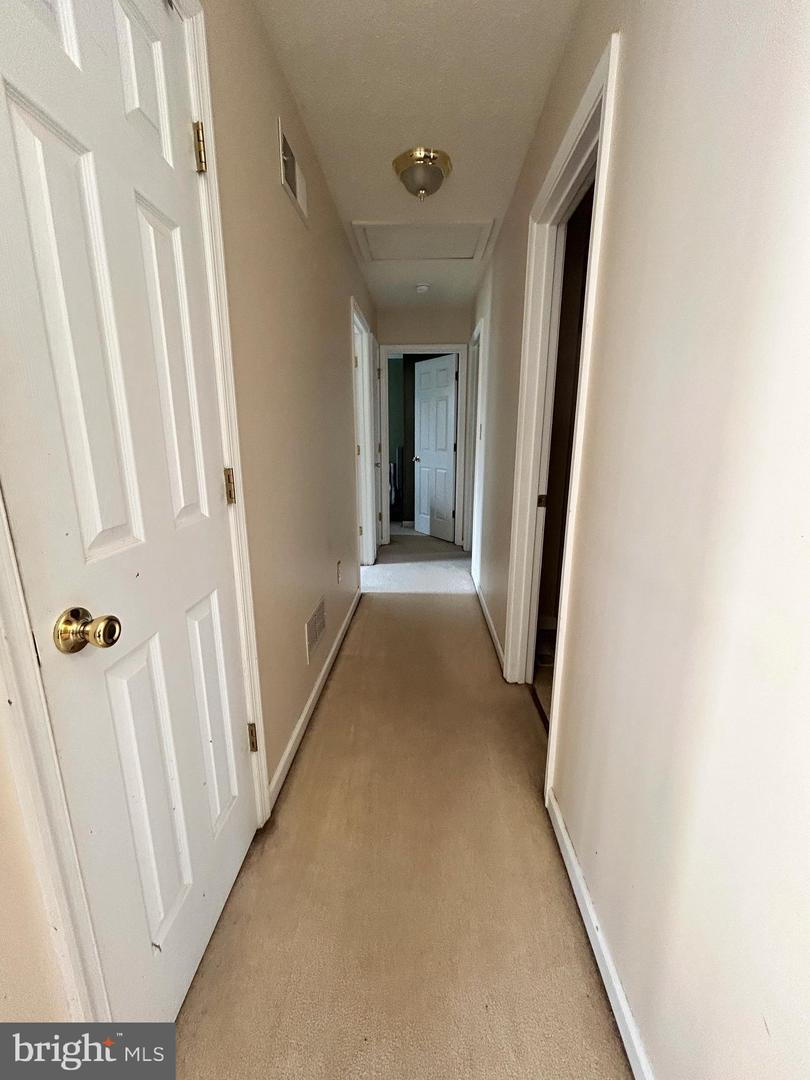 60 Wendover Dr Property Photo 15