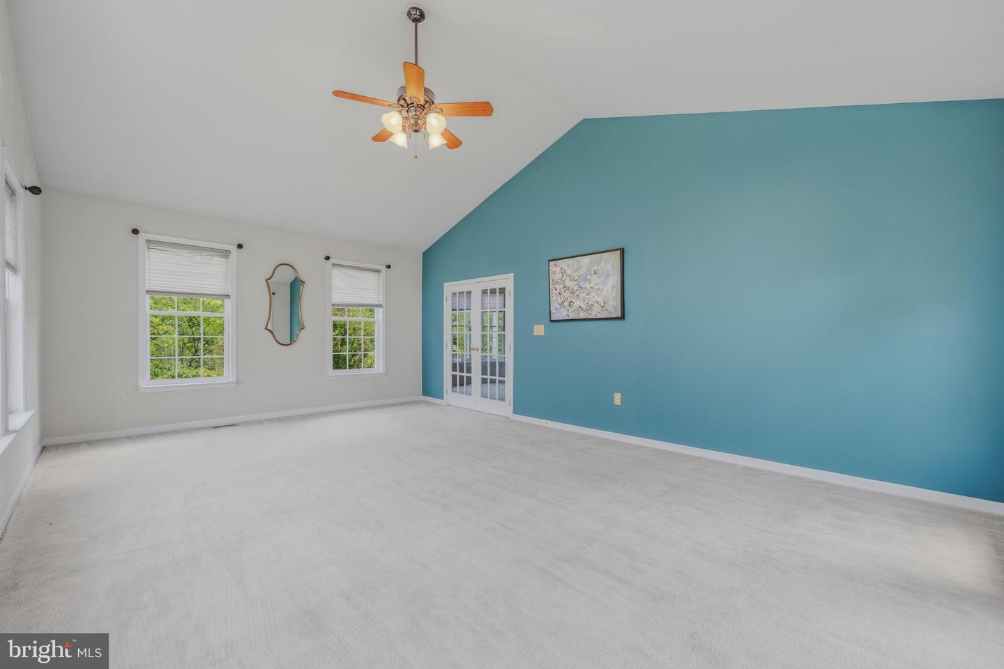 10 Cardiff Ct Property Photo 16