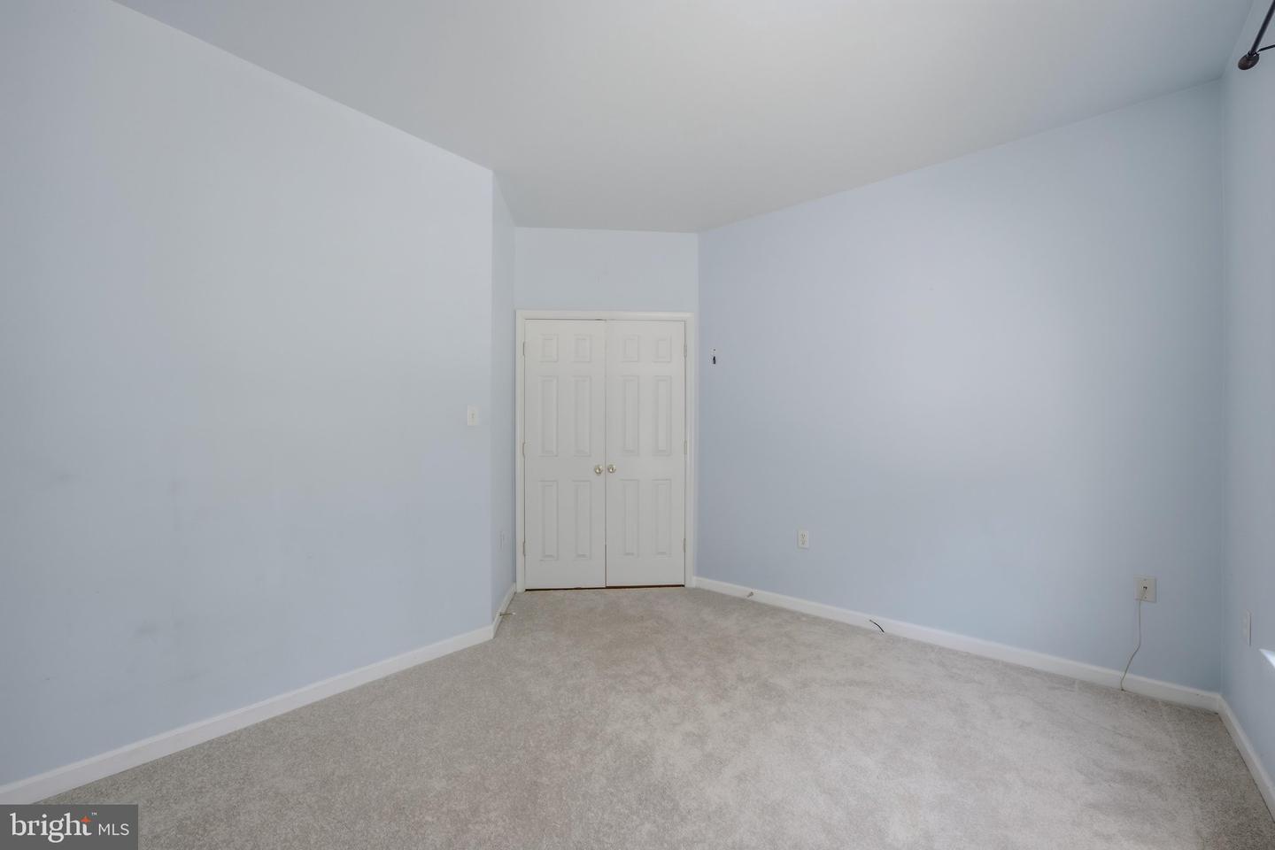 10 Cardiff Ct Property Photo 18