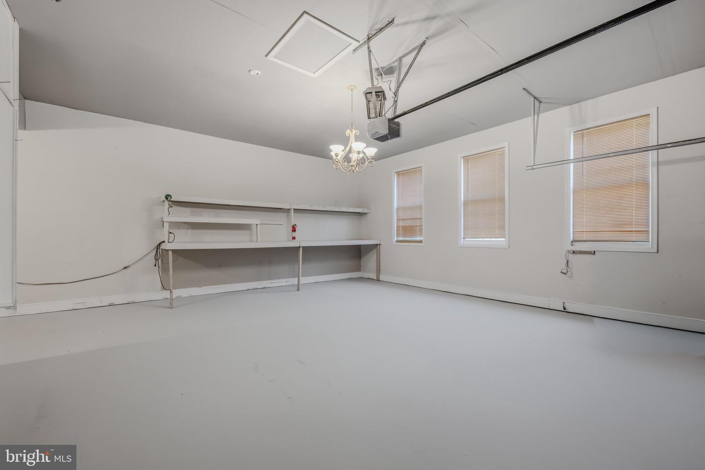 10 Cardiff Ct Property Photo 73