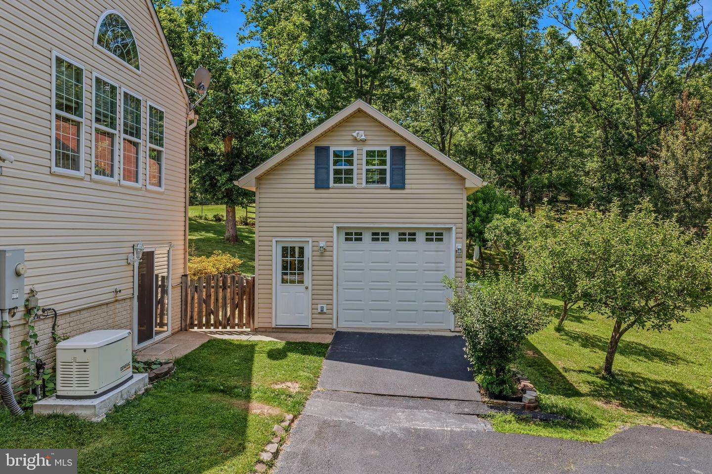 10 Cardiff Ct Property Photo 84