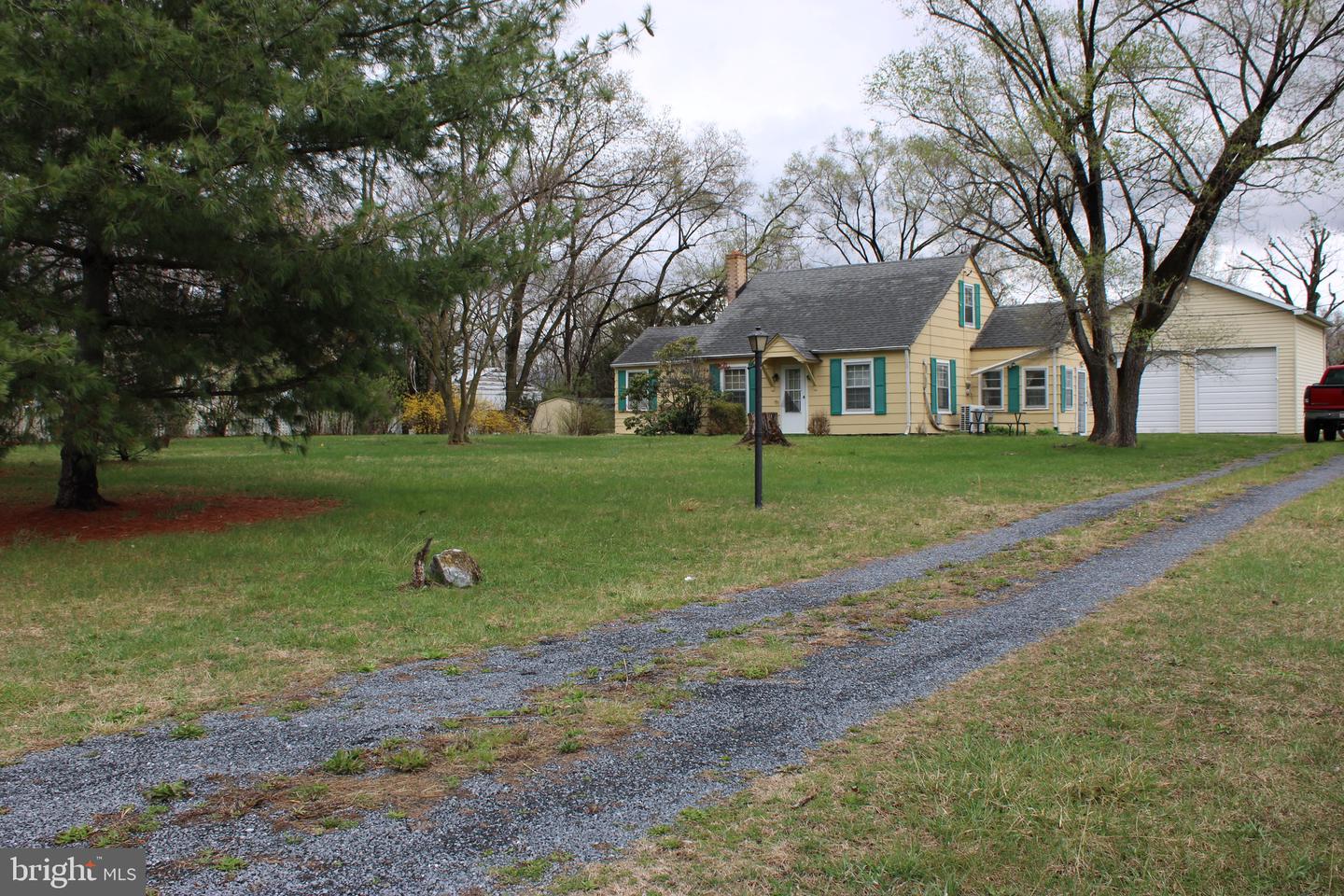 10123 Winchester Ave Property Photo 6