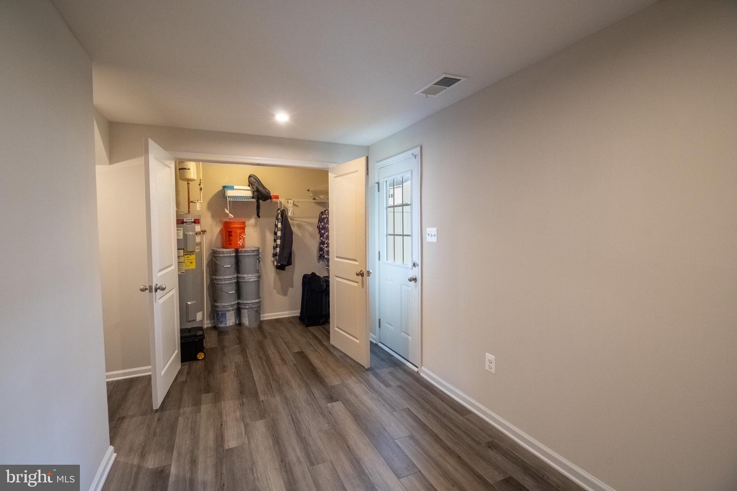 10 Norcross Ct Property Photo 9