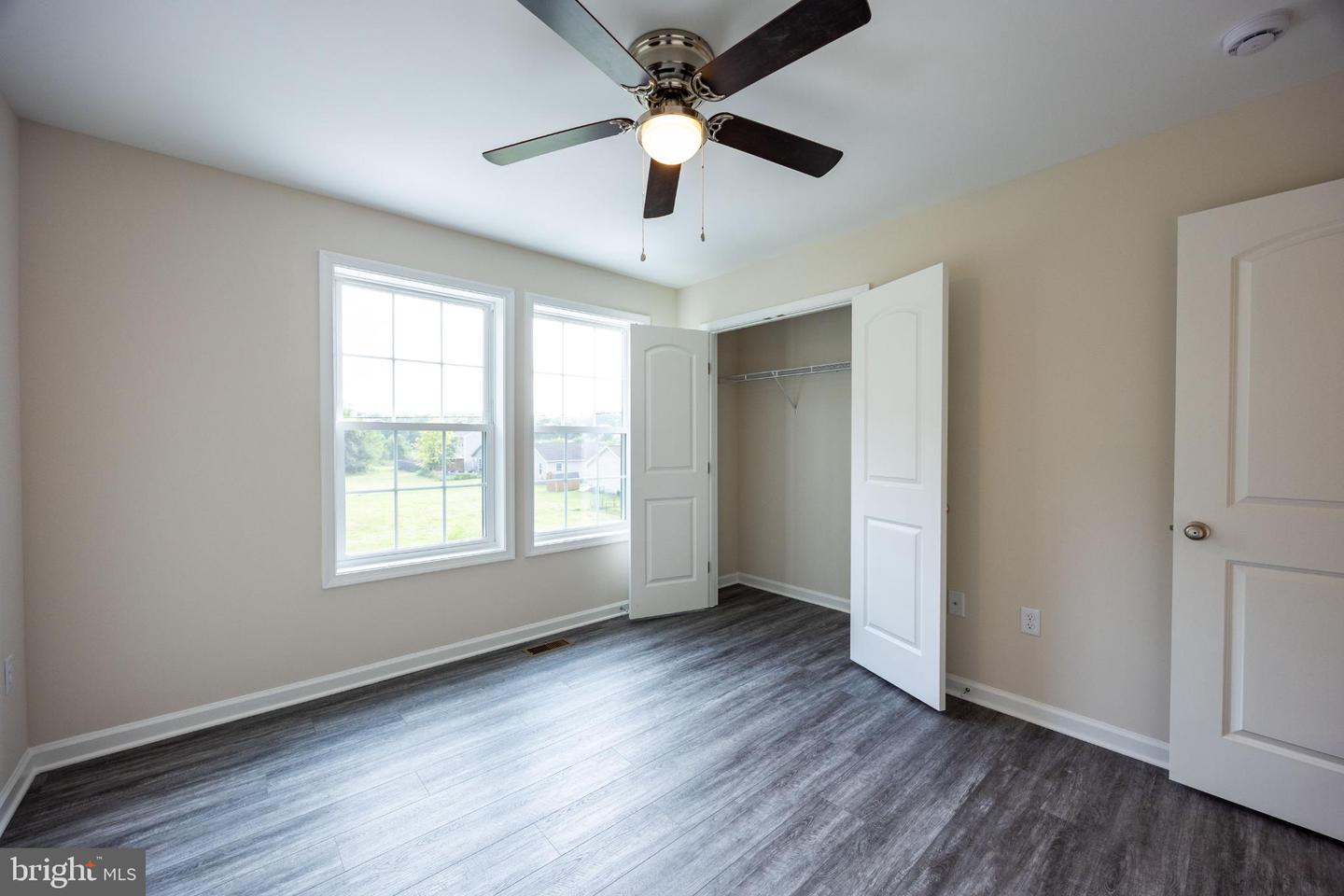 Lot 19 Cabriolet Property Photo 17