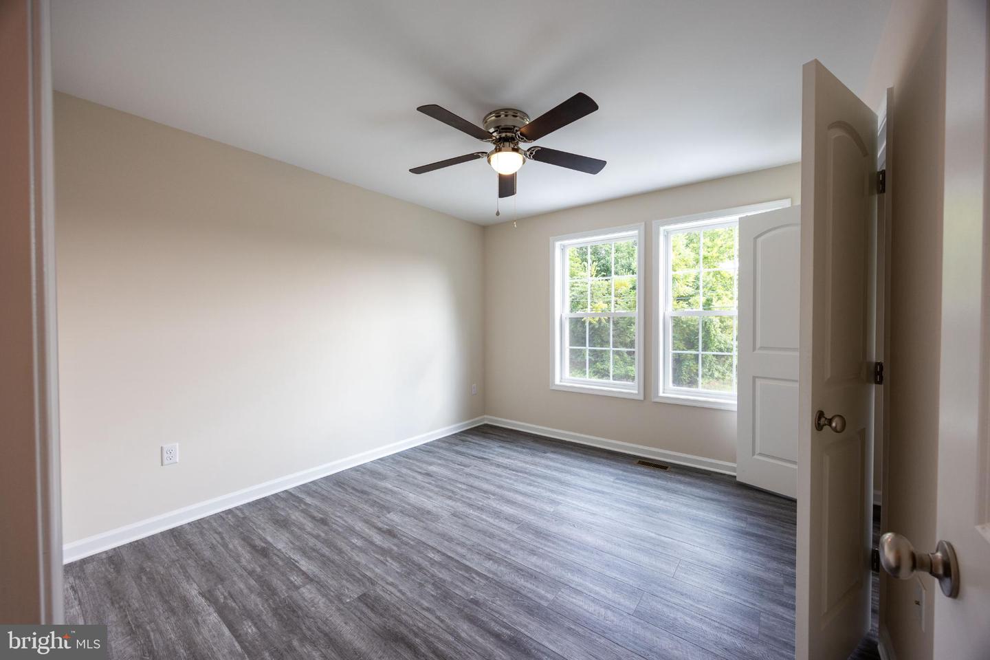 Lot 19 Cabriolet Property Photo 20
