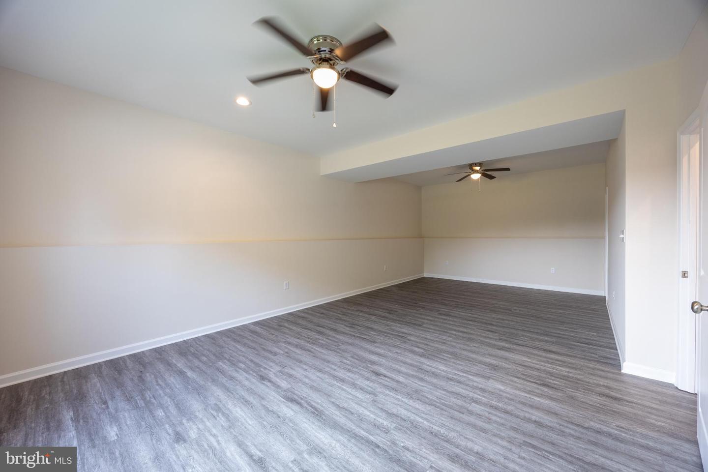 Lot 19 Cabriolet Property Photo 32