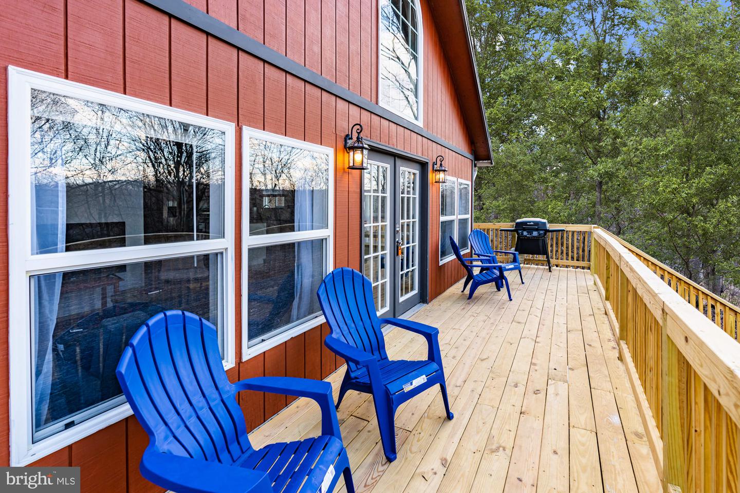 221 Dewdrop Ln Property Photo 16