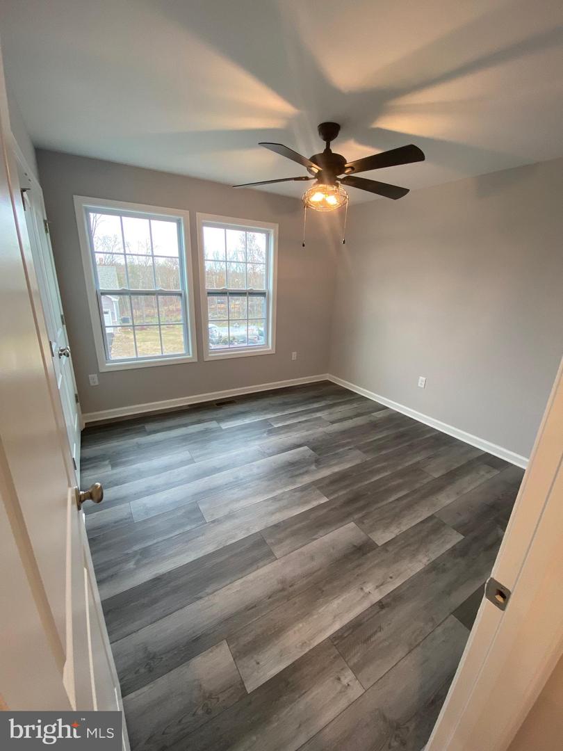 Lot 20 Cabriolet Property Photo 18
