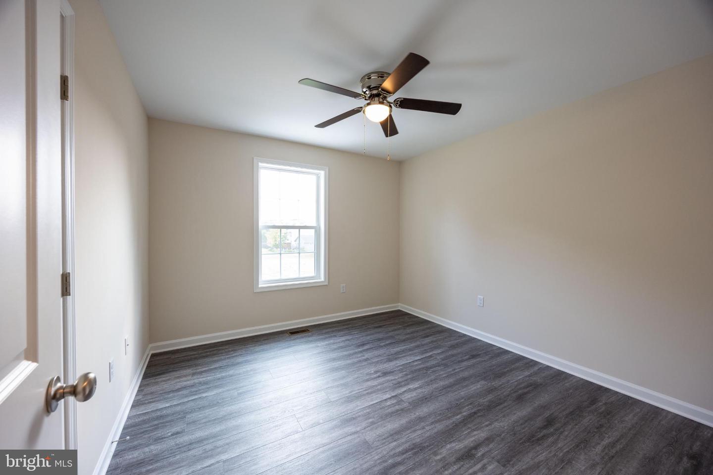 Lot 20 Cabriolet Property Photo 22