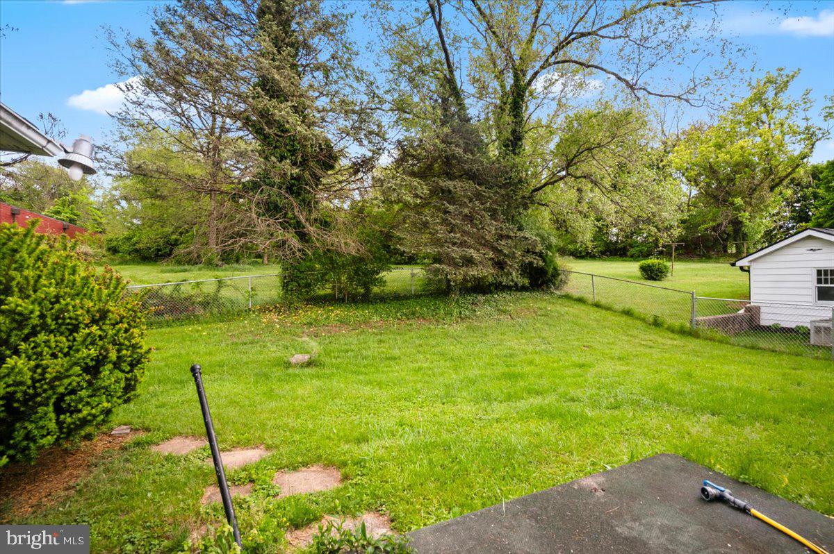 602 S Raleigh St Property Photo 7
