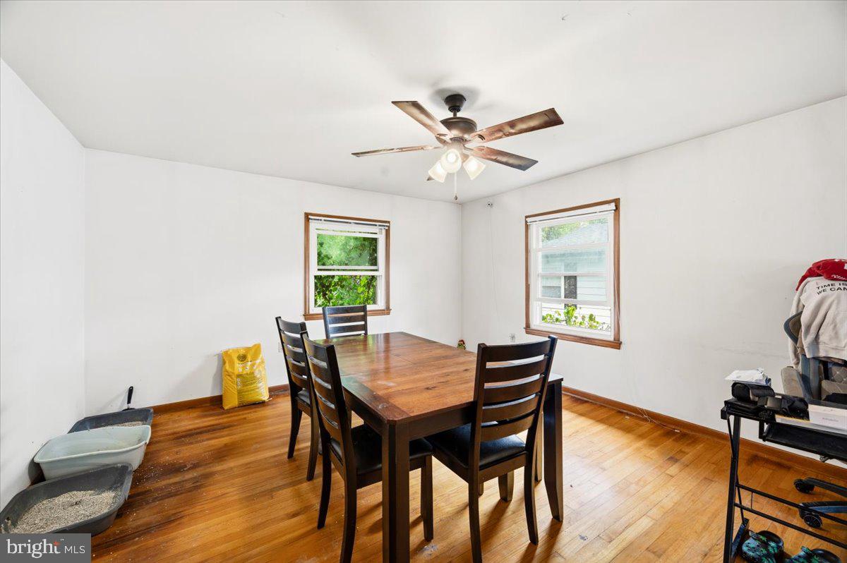 602 S Raleigh St Property Photo 14