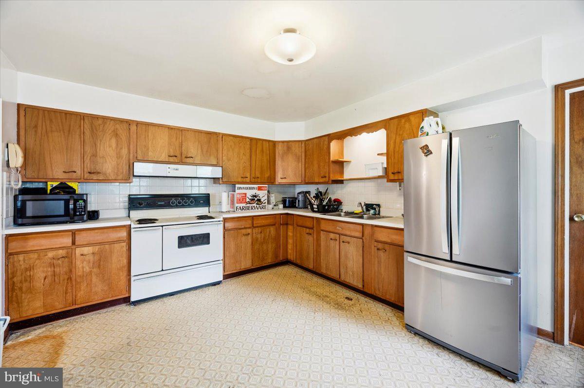 602 S Raleigh St Property Photo 16