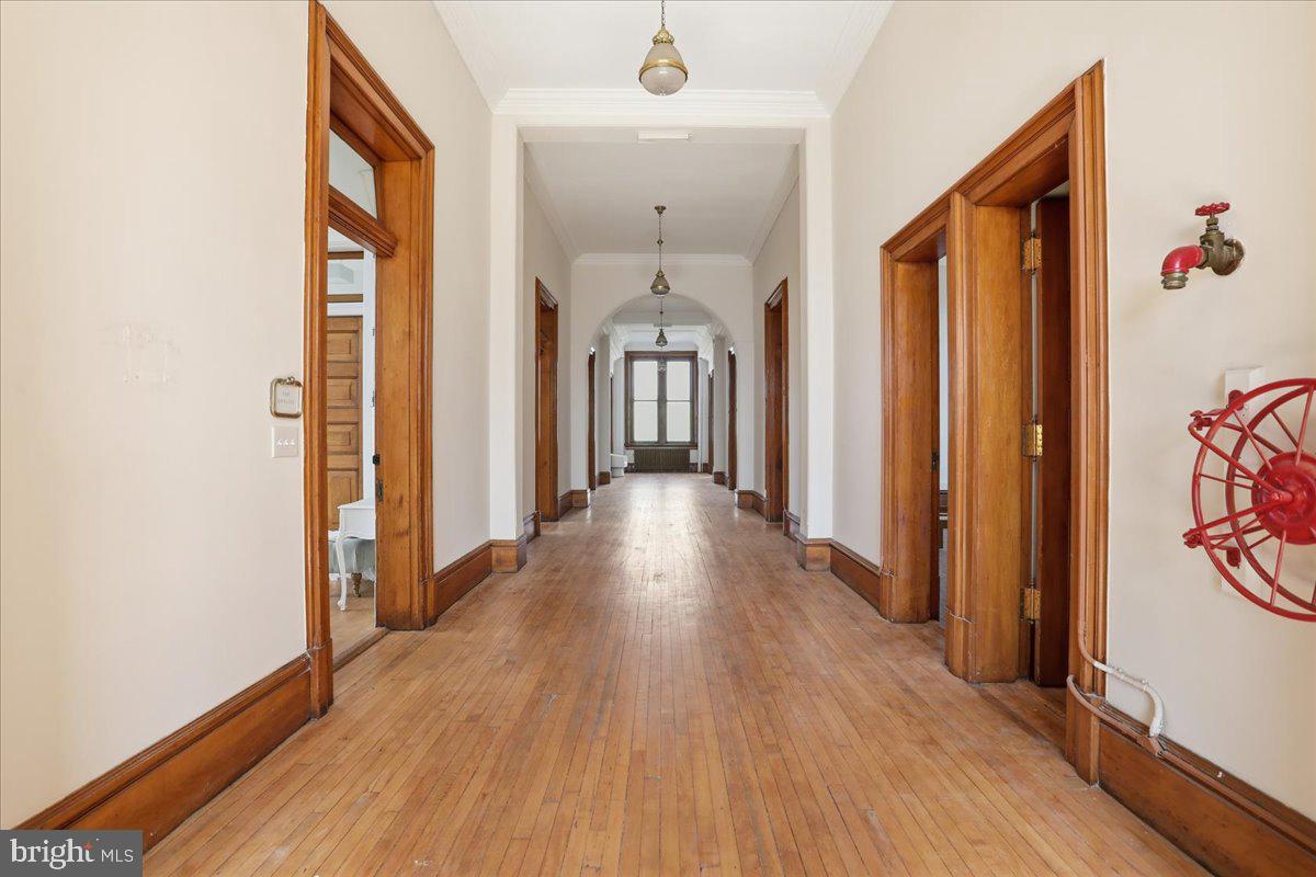 125 S Maple Ave Property Photo 12