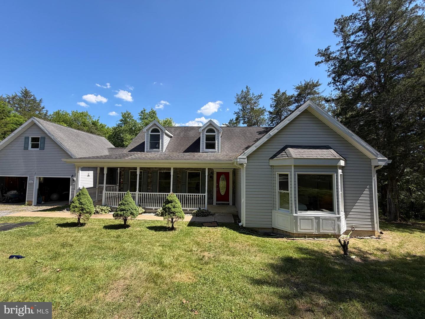 140 Coachman Run Rd Property Photo 1