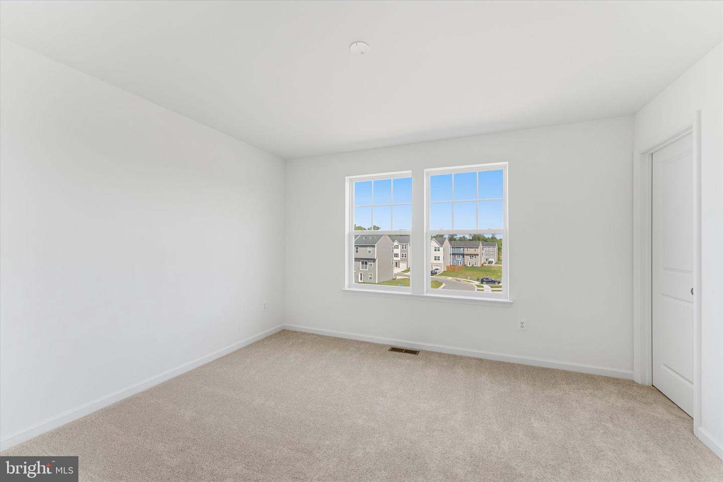 505 Fontana Cir Property Photo 16