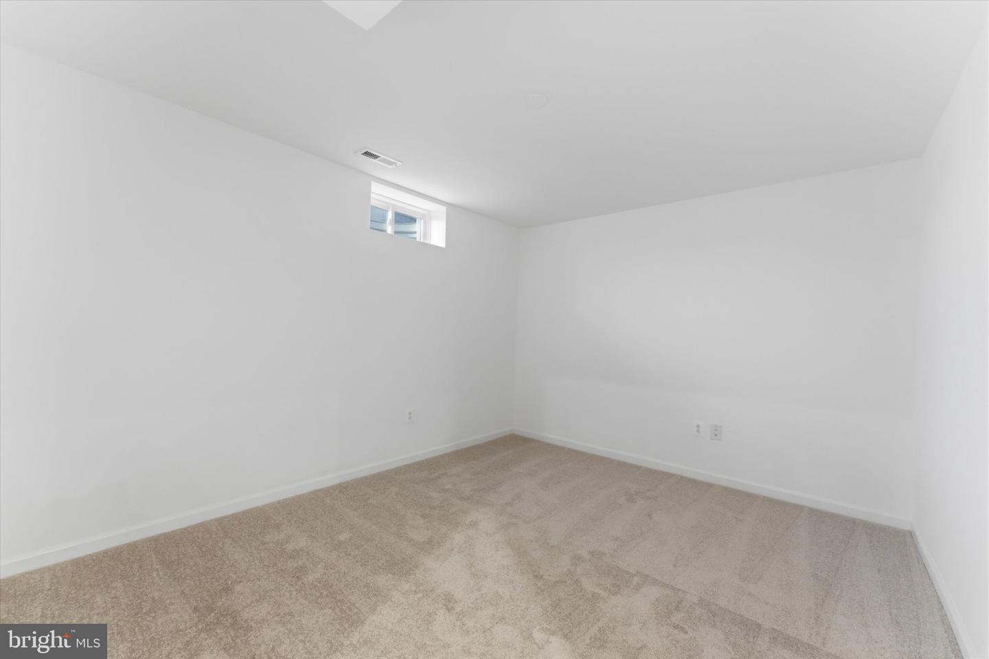 505 Fontana Cir Property Photo 28