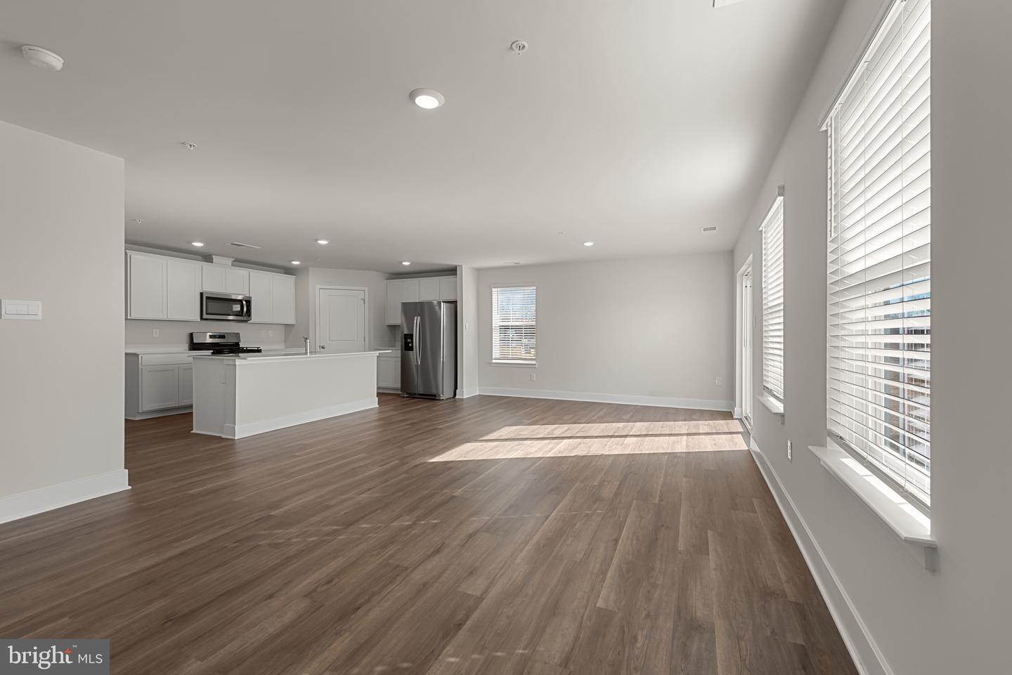 290 Peking Ln Property Photo 21