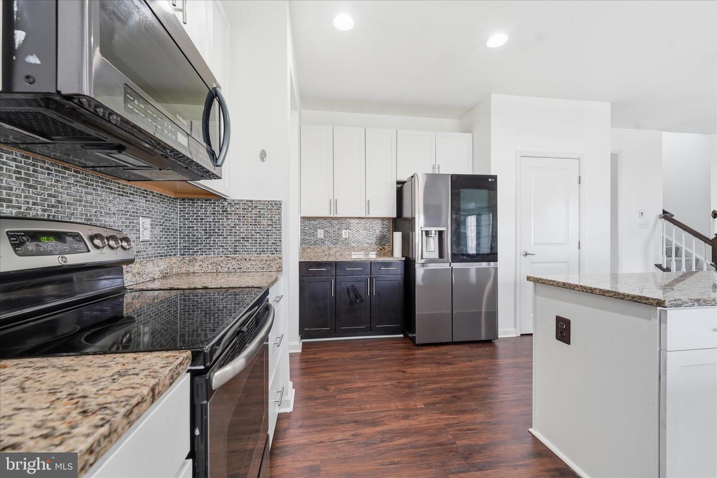21 Whirlpool Way Property Photo 15