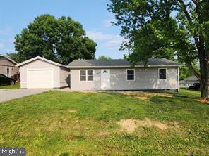 174 LARIAT DR