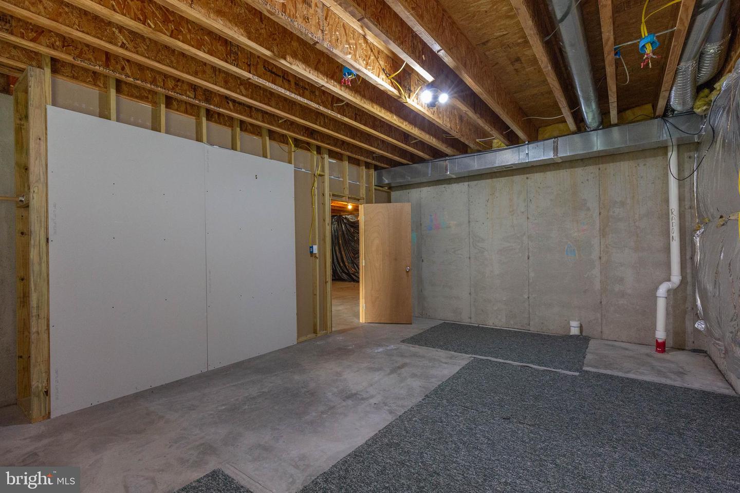 391 Sheerer Dr Property Photo 47