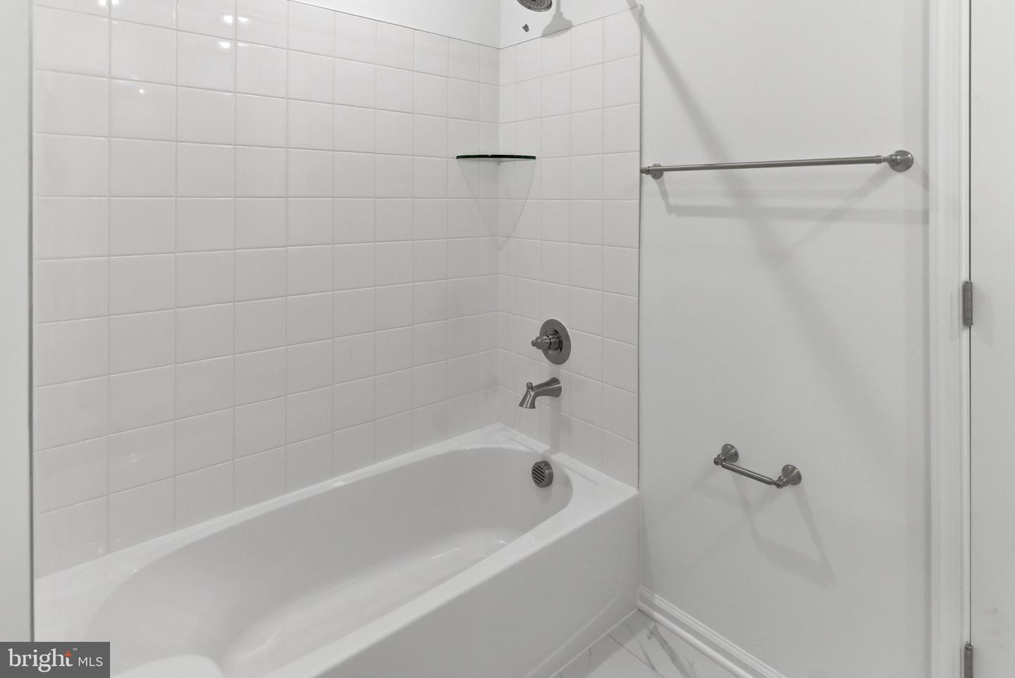 123 Grayling Rd Property Photo 28