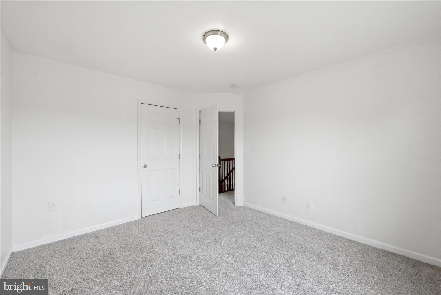 116 Celadon Ct Property Photo 35