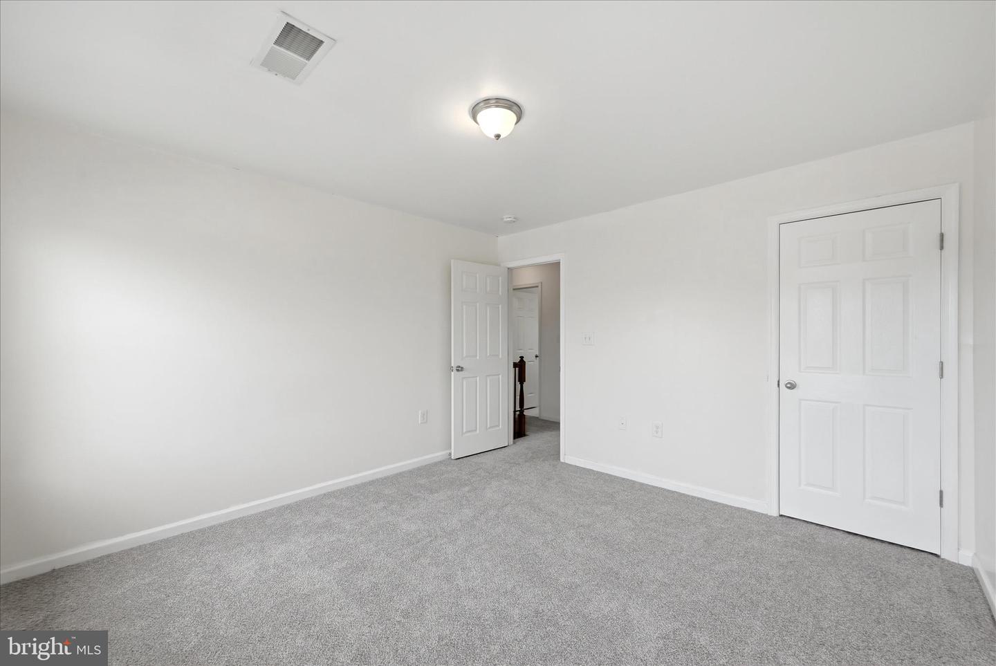 116 Celadon Ct Property Photo 37