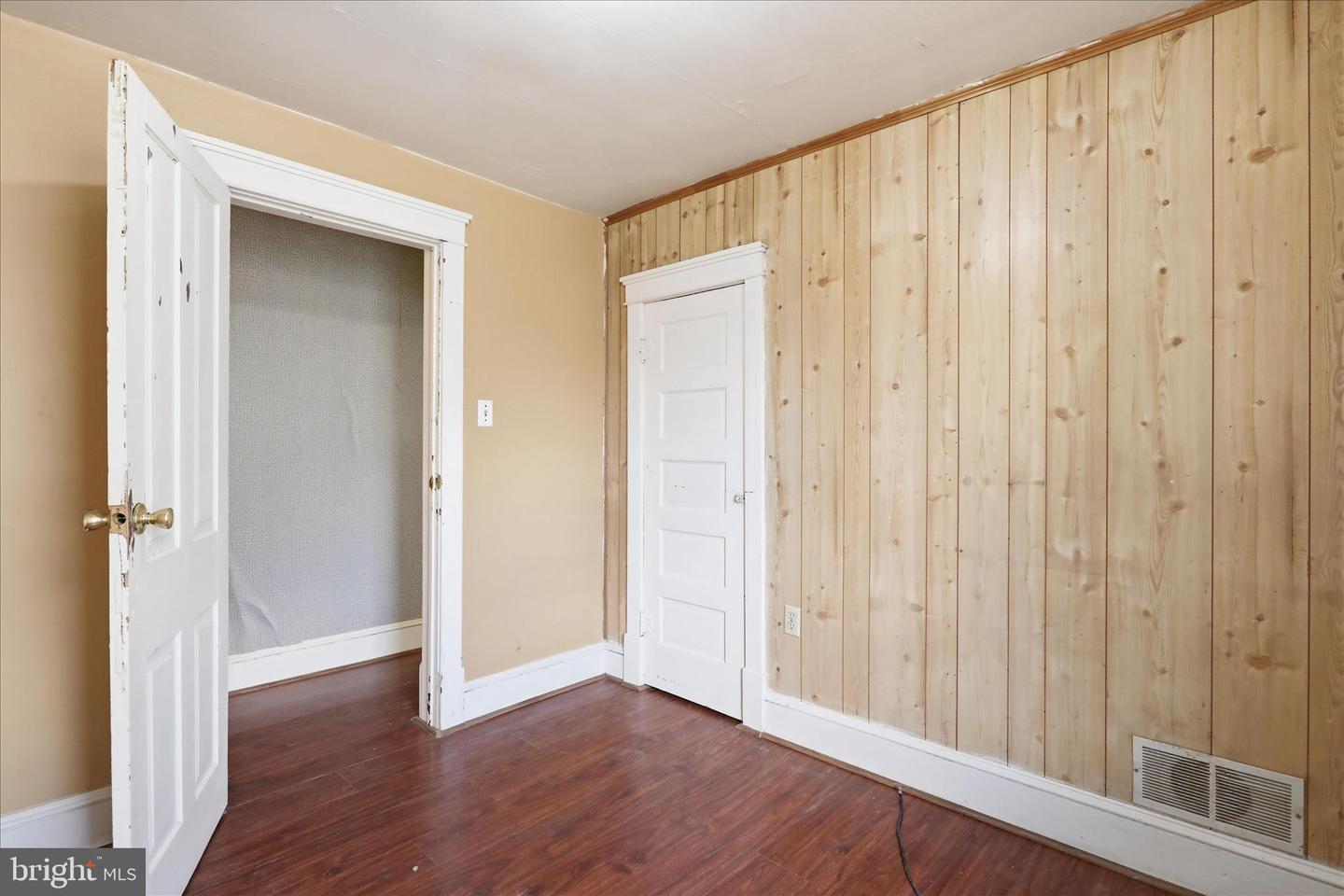 224 N Spring St Property Photo 23