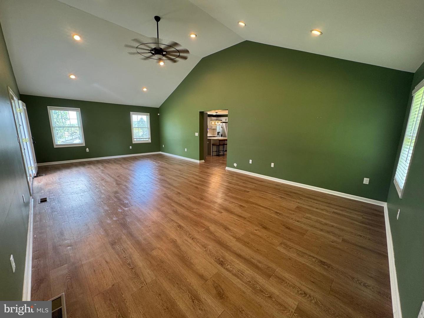 7865 Hedgesville Rd Property Photo 25