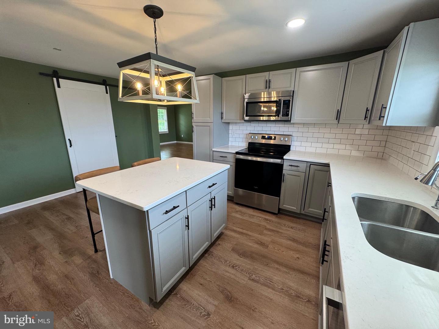 7865 Hedgesville Rd Property Photo 38