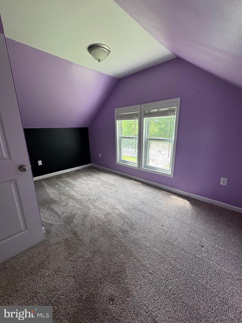 7865 Hedgesville Rd Property Photo 57