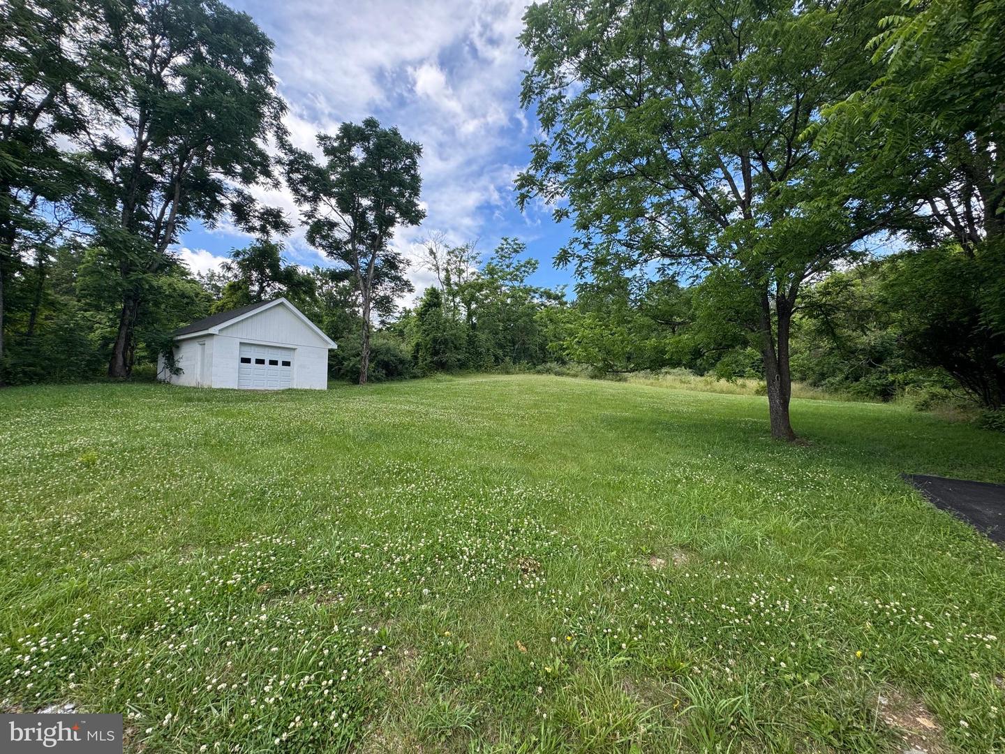 7865 Hedgesville Rd Property Photo 64
