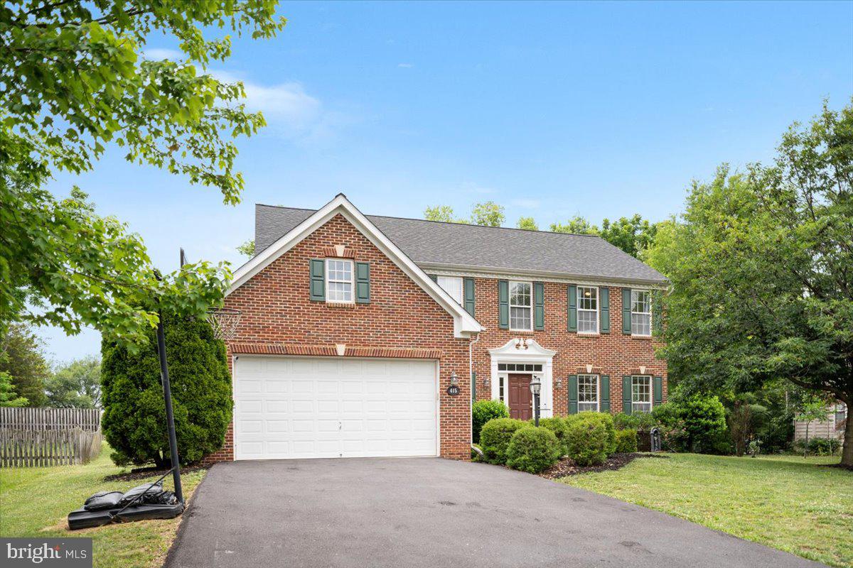 415 RICHWOOD HALL RD