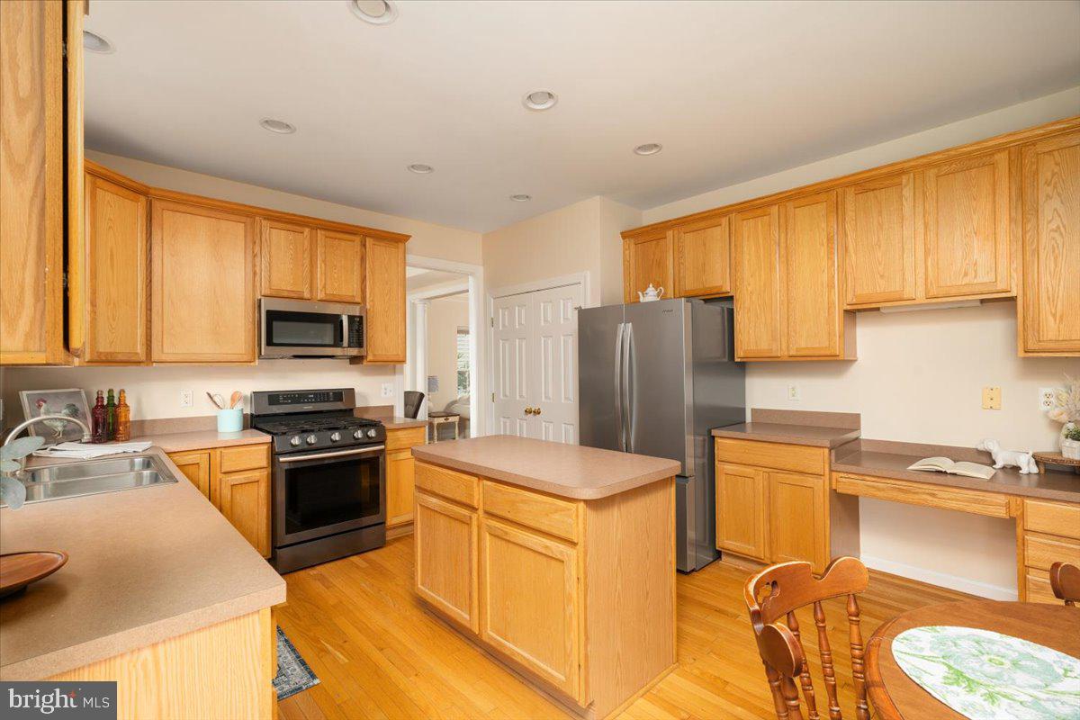 415 Richwood Hall Rd Property Photo 8
