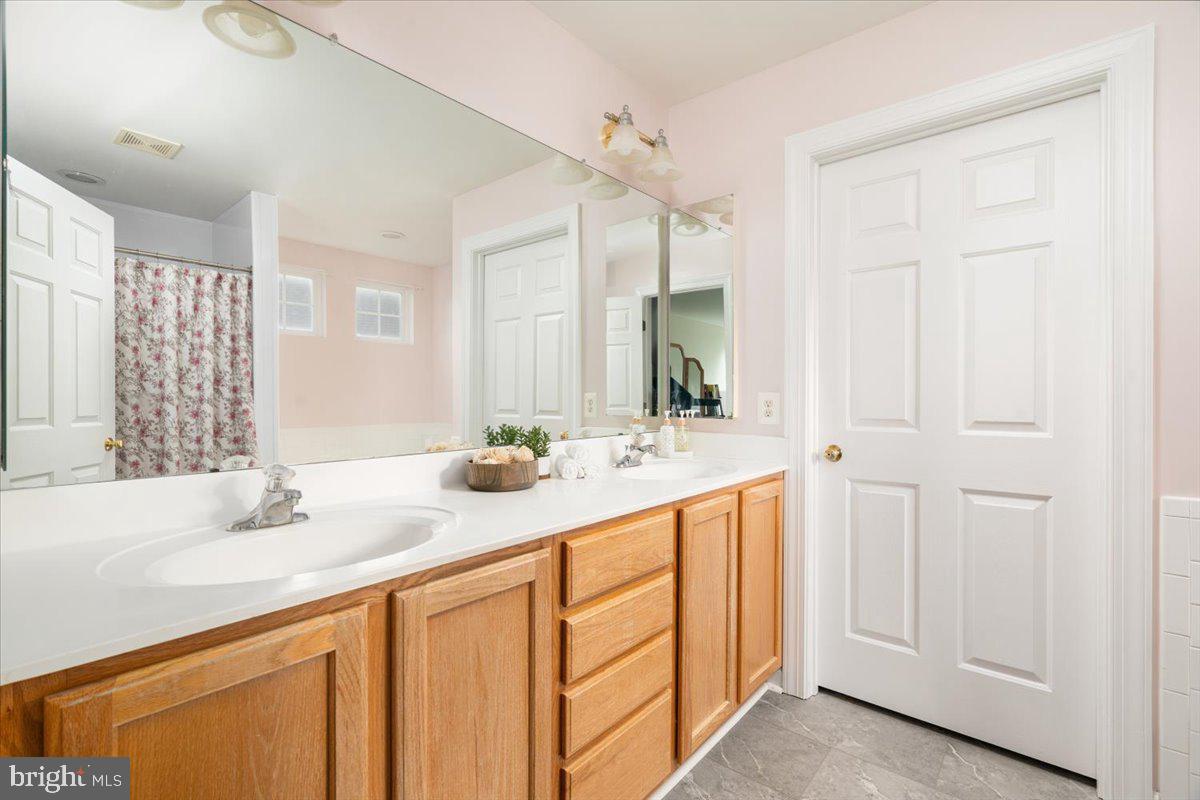 415 Richwood Hall Rd Property Photo 16