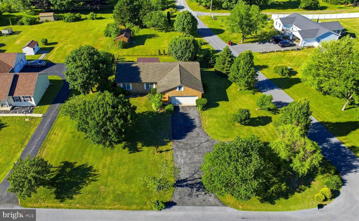 109 Venus Ln Property Photo 1