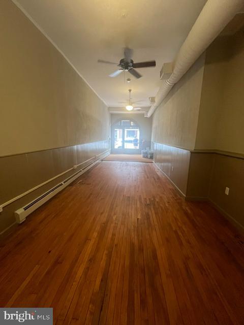 108 W Burke St Property Photo 4