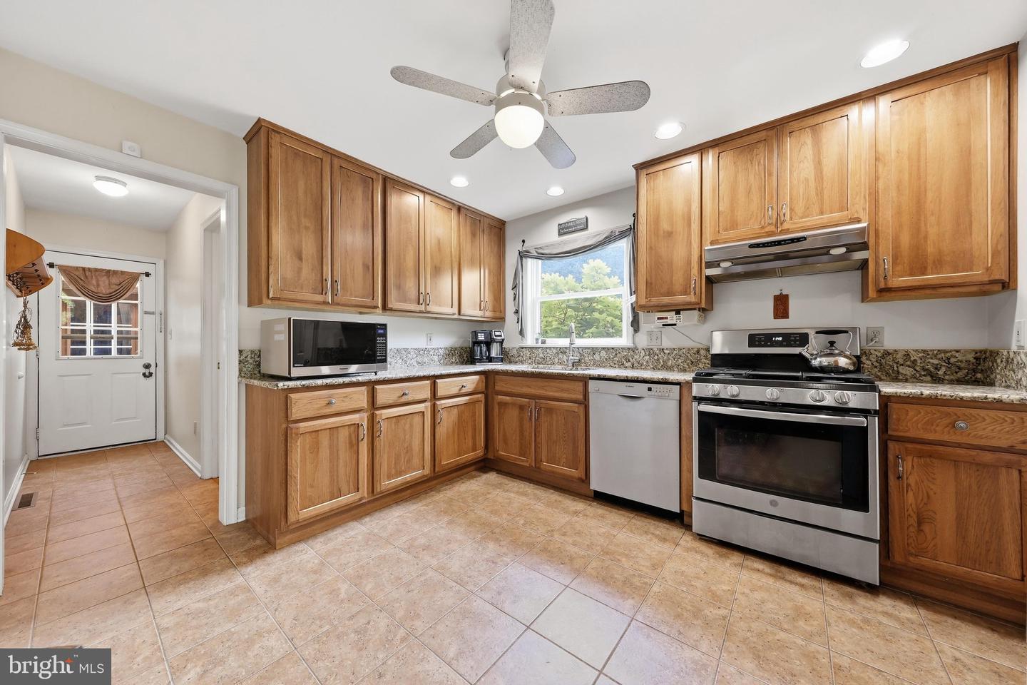 47 Cambridge Ct Property Photo 15