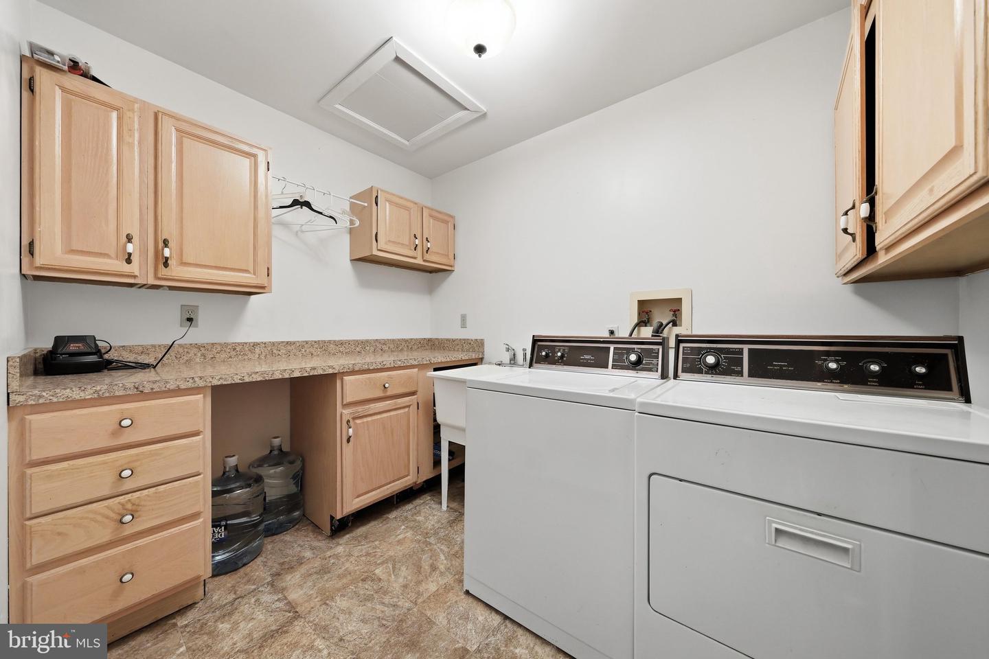 47 Cambridge Ct Property Photo 22