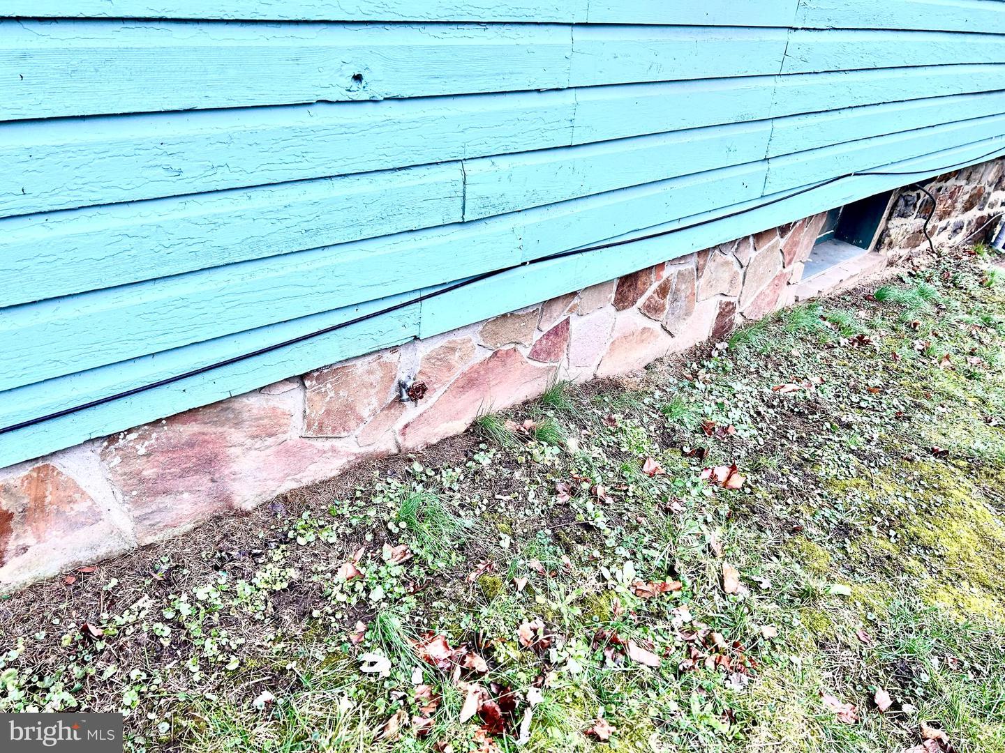 108 W Main St Property Photo 40