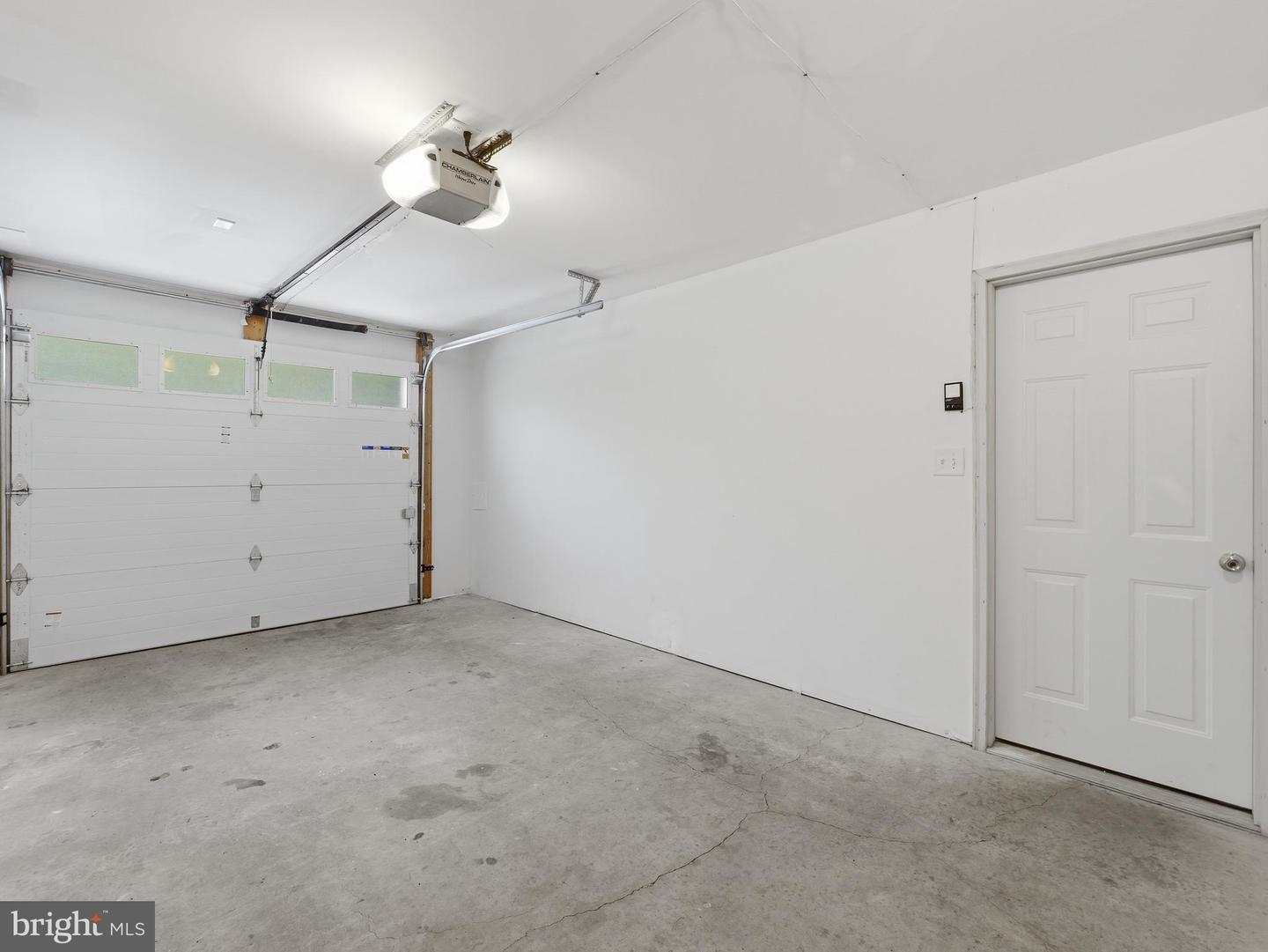 106 Sir Washington St Property Photo 31