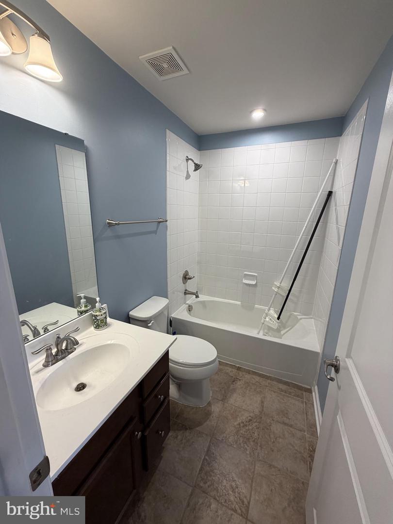 174 Ontario Dr Property Photo 14