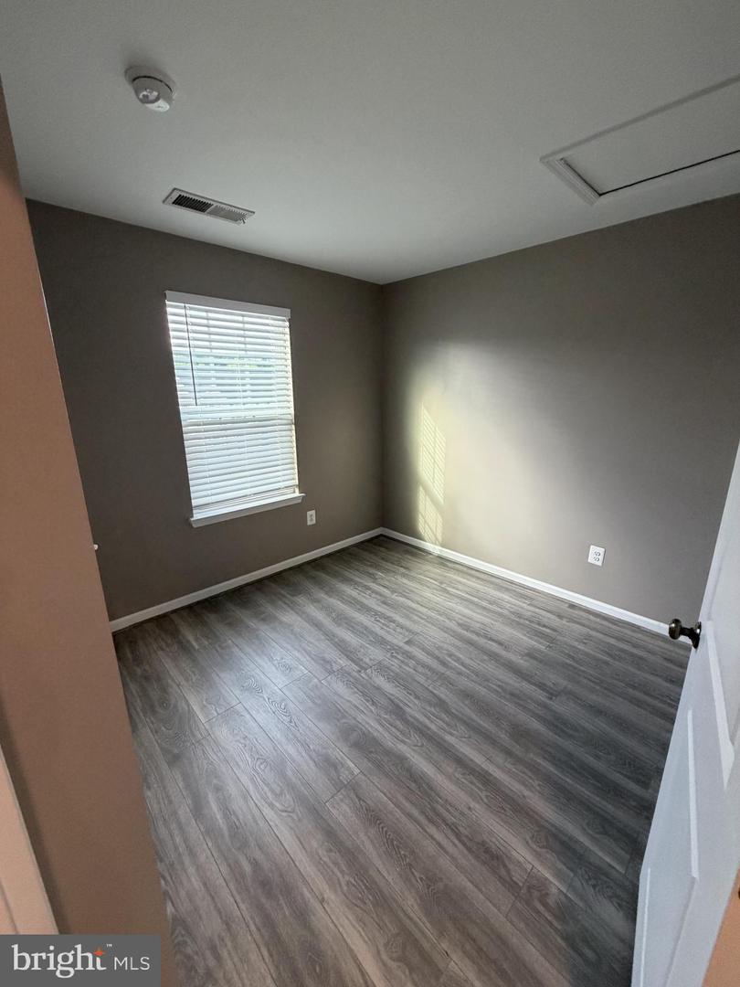 174 Ontario Dr Property Photo 16